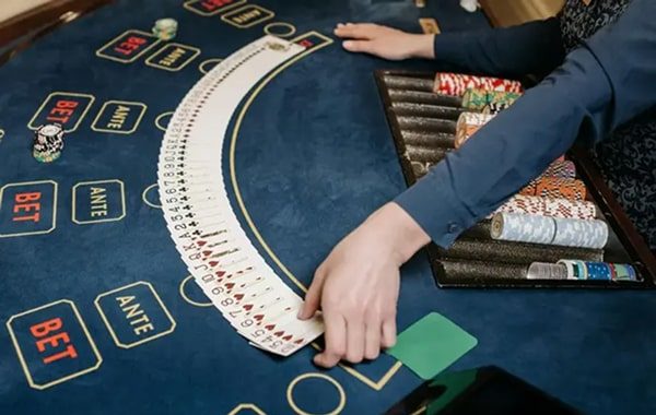 Живые игры с дилерами